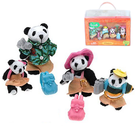 Furryville The Pandafords on Vacation Figures